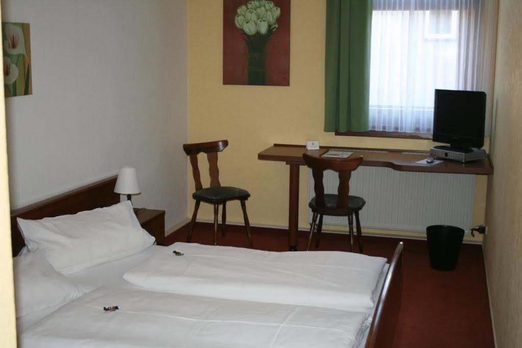 Landgasthof & Hotel Krone Eischleben Ichtershausen Zewnętrze zdjęcie