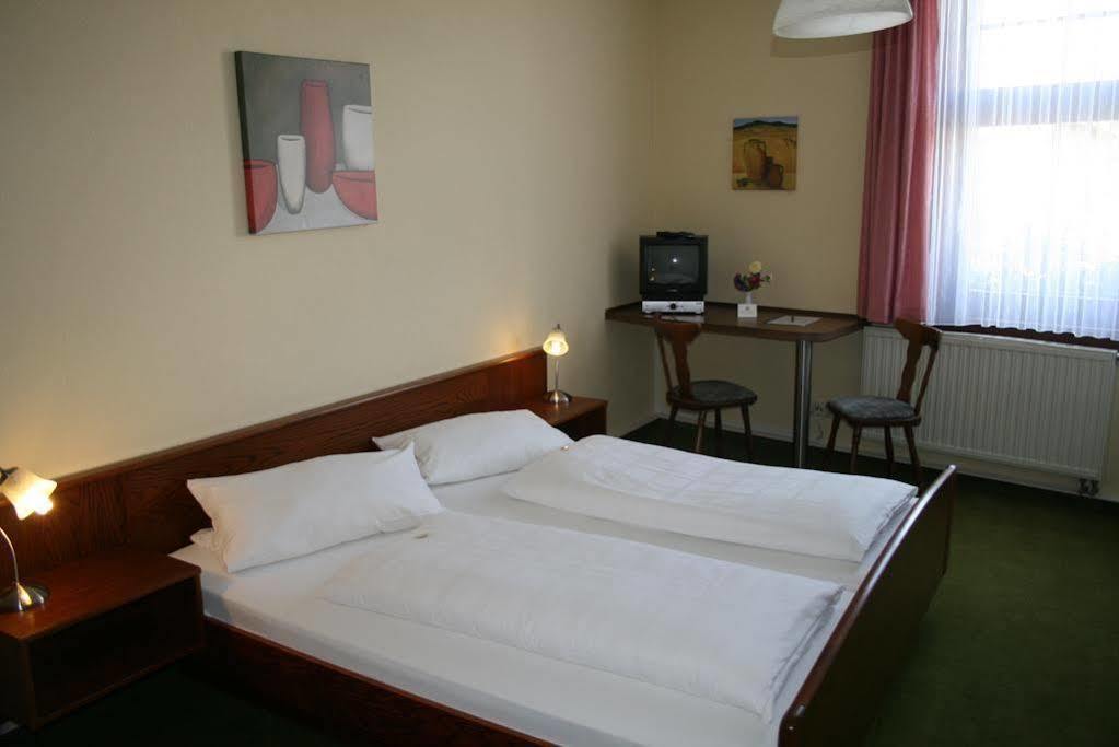 Landgasthof & Hotel Krone Eischleben Ichtershausen Zewnętrze zdjęcie